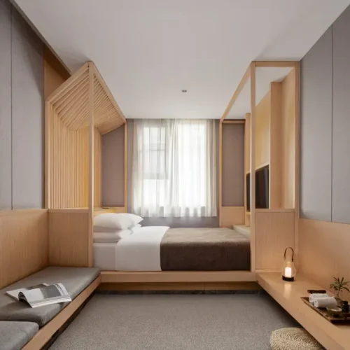 Light Luxury Queen Room