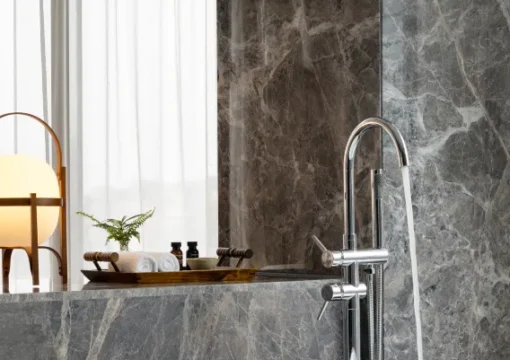 Romantic Room – Double Occupancy, City-View (Roundbed) (Bathtub)